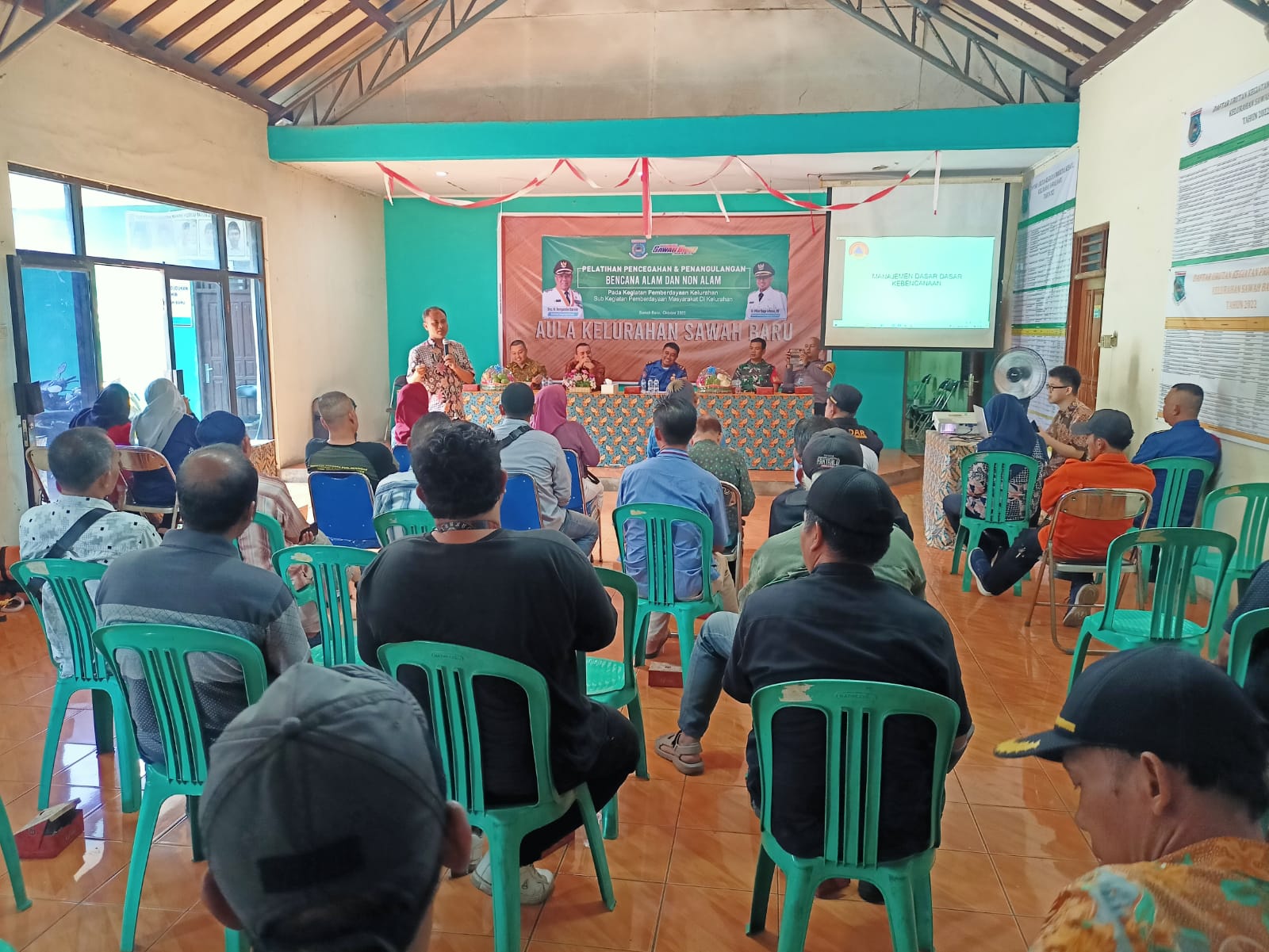 Kelurahan Sawah Baru Ciputat mengadakan pelatihan pencegahan dan penanggulangan bencana alam dan non alam