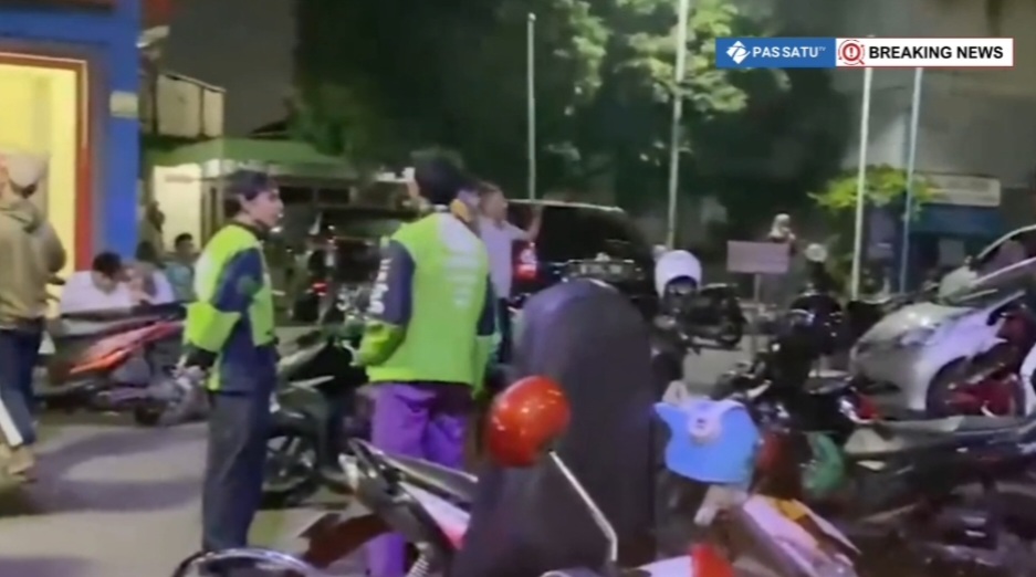 Pengendara Protes di SPBU Bekasi Selatan Gegara BBM Bercampur Air