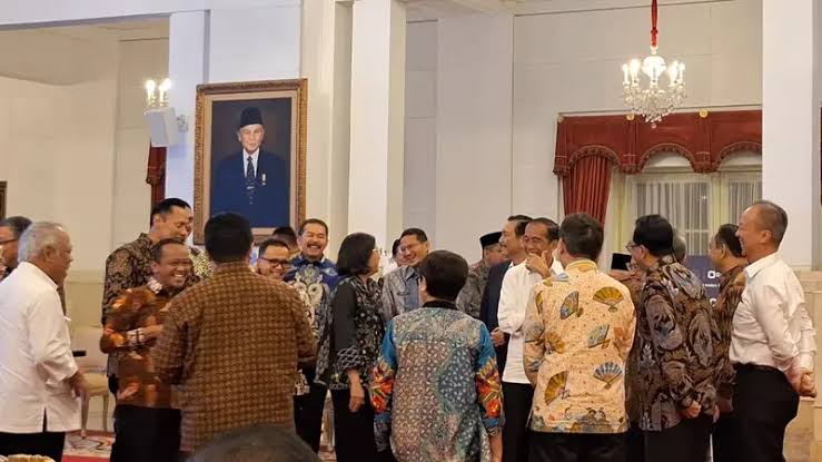 Menteri Bahlil Roasting Sandiaga Uno Soal PPP Tak Lolos Senayan