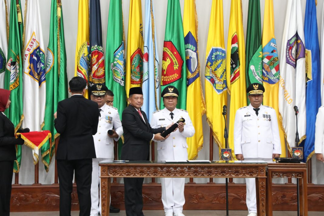 Mendagri Kembali Lantik PJ Gubernur Banten Al Muktabar