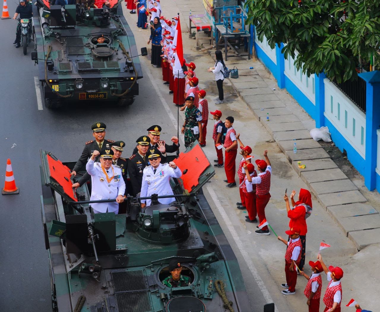 Hadir dengan Naik Tank Pemkot Tangsel Gelar Upacara Peringatan HUT ke-79 Republik Indonesia