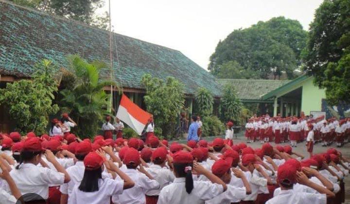 HARI PAHLAWAN 10 NOVEMBER 2024, JADI ANAK DIDIK BERANI BERBUAT BENAR, PEDULI PADA SESAMA, SEMANGAT BELAJAR & AKHLAQ YANG BAIK