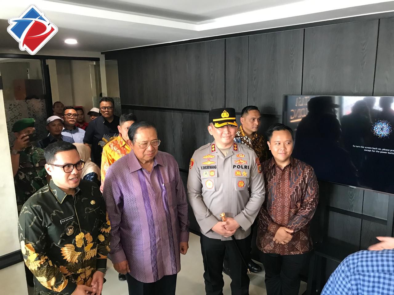 SBY-AHY Resmikan  Stand STASA Gallery MasDibyo, Yanti : “Semoga Jadi Ruang Bagi Para Seniman Dan Peningkatan Nilai UMKM Tangsel