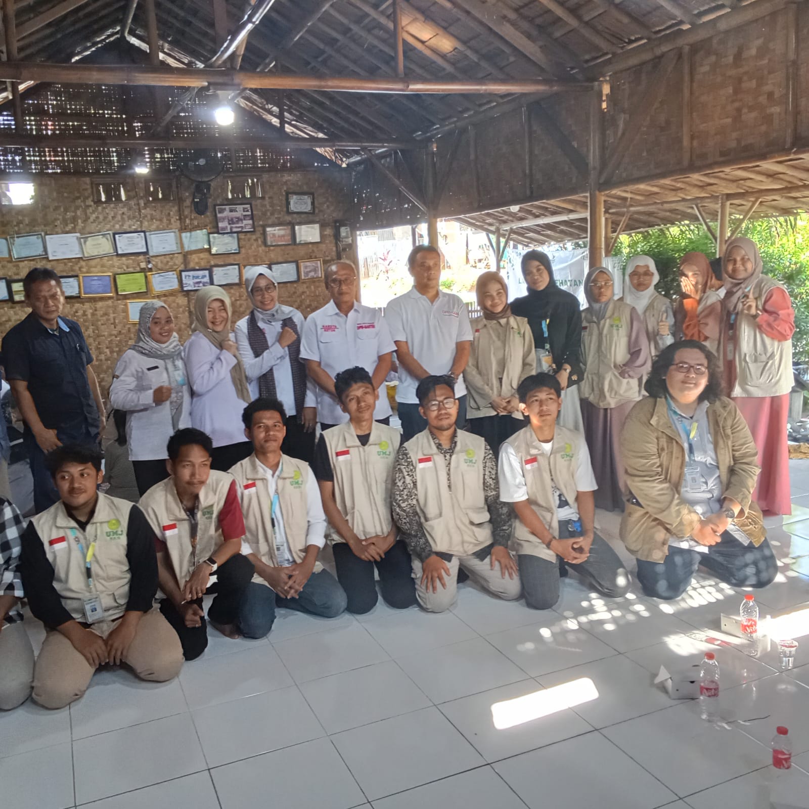 Garuda Astacita Nusantara Banten Kolaborasi dengan BAZNAS, GPS, dan Mahasiswa UMJ Gelar Giat Sosial di Kampung Pemulung Tangerang Selatan