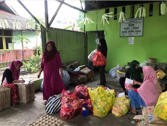 439 Pengurus Bank Sampah Gerakkan Tangsel Lebih Bersih dan Produktif