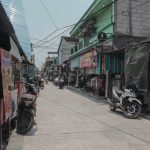 Jalan Mulus, Warga Pasar Bukit Pamulang Bahagia: Sekarang Enak, Lancar, Gak Ada Lubang Lagi!