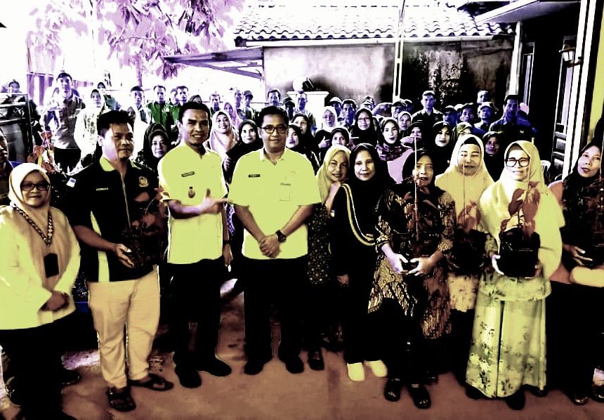 Wabup Tanggamus Hadiri Rembuk Tani dan Serahkan Bibit Cabai untuk Kemandirian Pangan