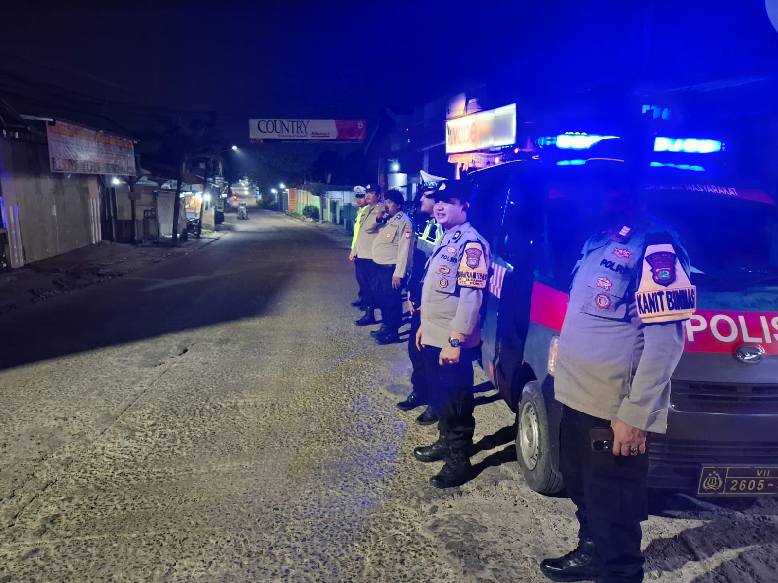 Ciptakan Rasa Aman Malam Hari, Polsek Curug Gelar Operasi Cipta Kondisi