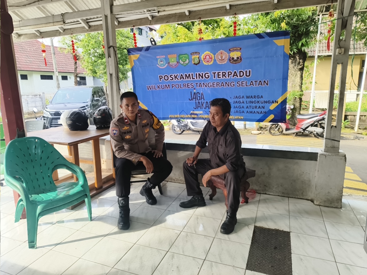 Bhabinkamtibmas Pakulonan Barat Cek Poskamling Terpadu di Gading Serpong