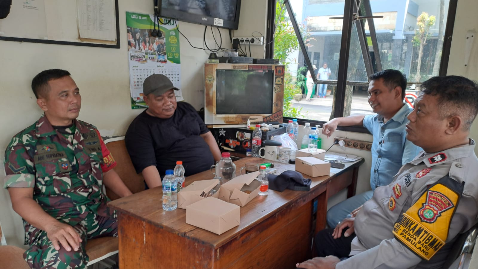 Bhabinkamtibmas Ajak Warga Aktif Cegah Kejahatan