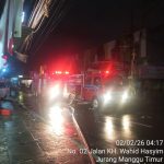 Gudang Dekorasi Pondok Aren Terbakar, Pemadaman Berlangsung Hingga Dini Hari