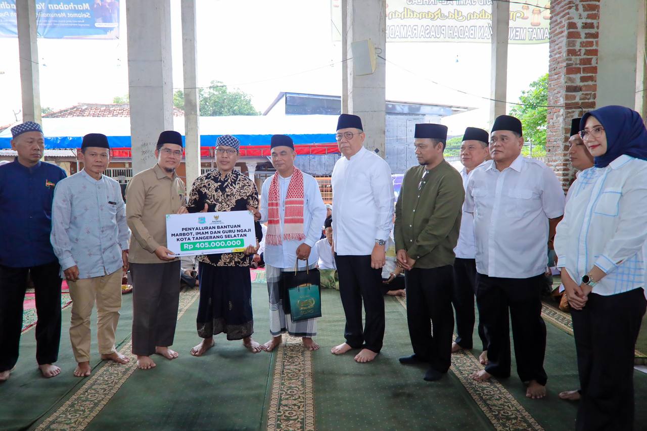 Safari Ramadan 2026, Wali Kota Benyamin Salurkan Bantuan Rp405 Juta untuk Imam, Marbot, dan Guru Ngaji