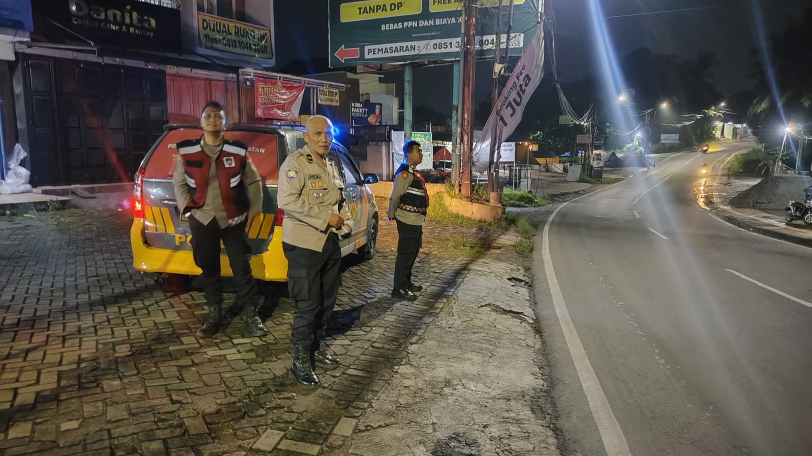 Strong Point dan Ops Cipta Kondisi, Polsek Cisauk Sisir Titik Rawan Demi Keamanan Wilayah