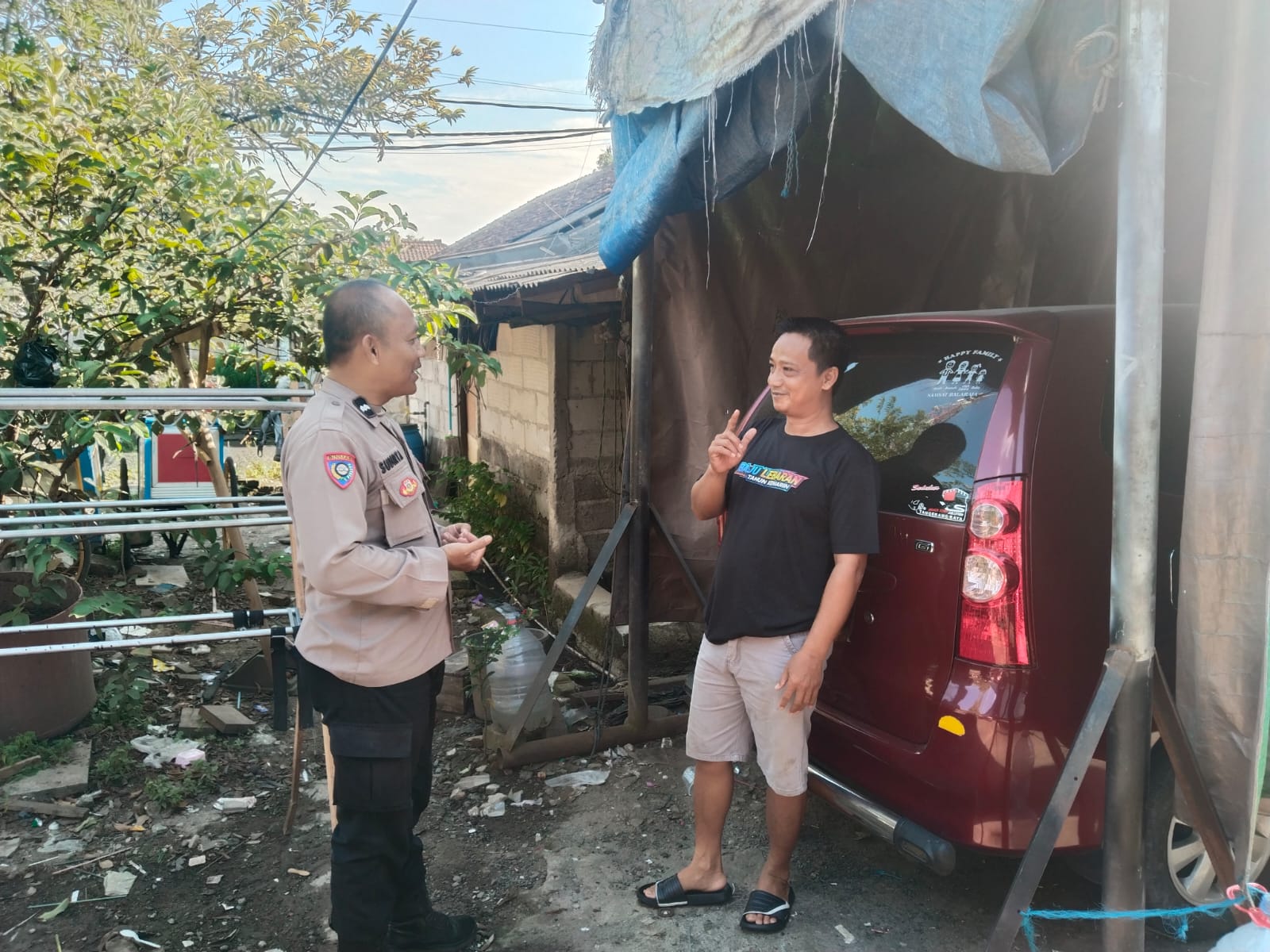 Sambang Kamtibmas di Kp. Soka, Bhabinkamtibmas Polsek Curug Antisipasi Rumsong Saat Mudik Lebaran 1447 H