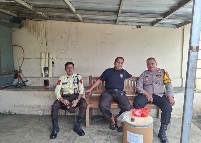 Tingkatkan Keamanan Lingkungan Kerja, Bhabinkamtibmas Cisauk Laksanakan Sambang dan Pembinaan Security