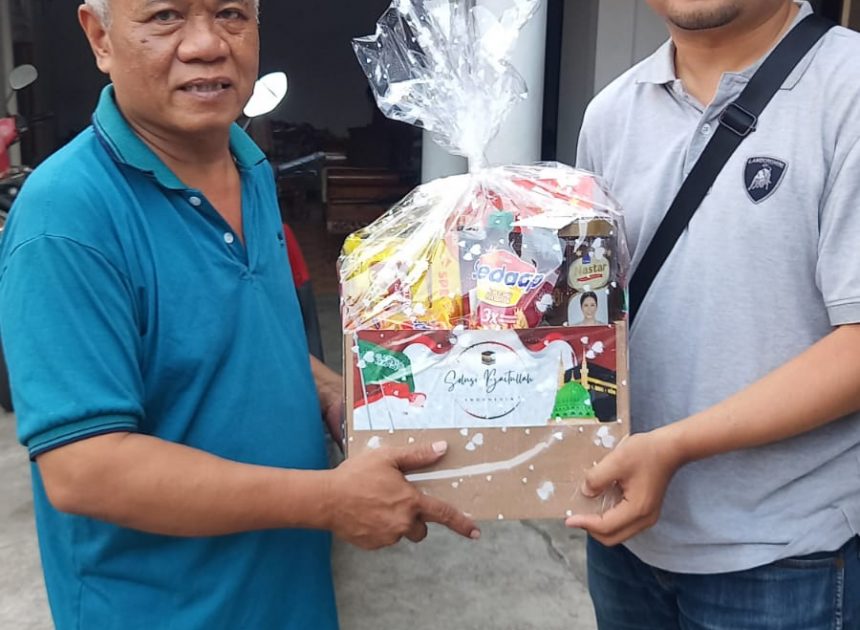Ratusan Paket Sembako dan Hampers Dibagikan, Solusi Baitullah Indonesia Hadirkan Kebahagiaan di Idul Fitri 1447 H