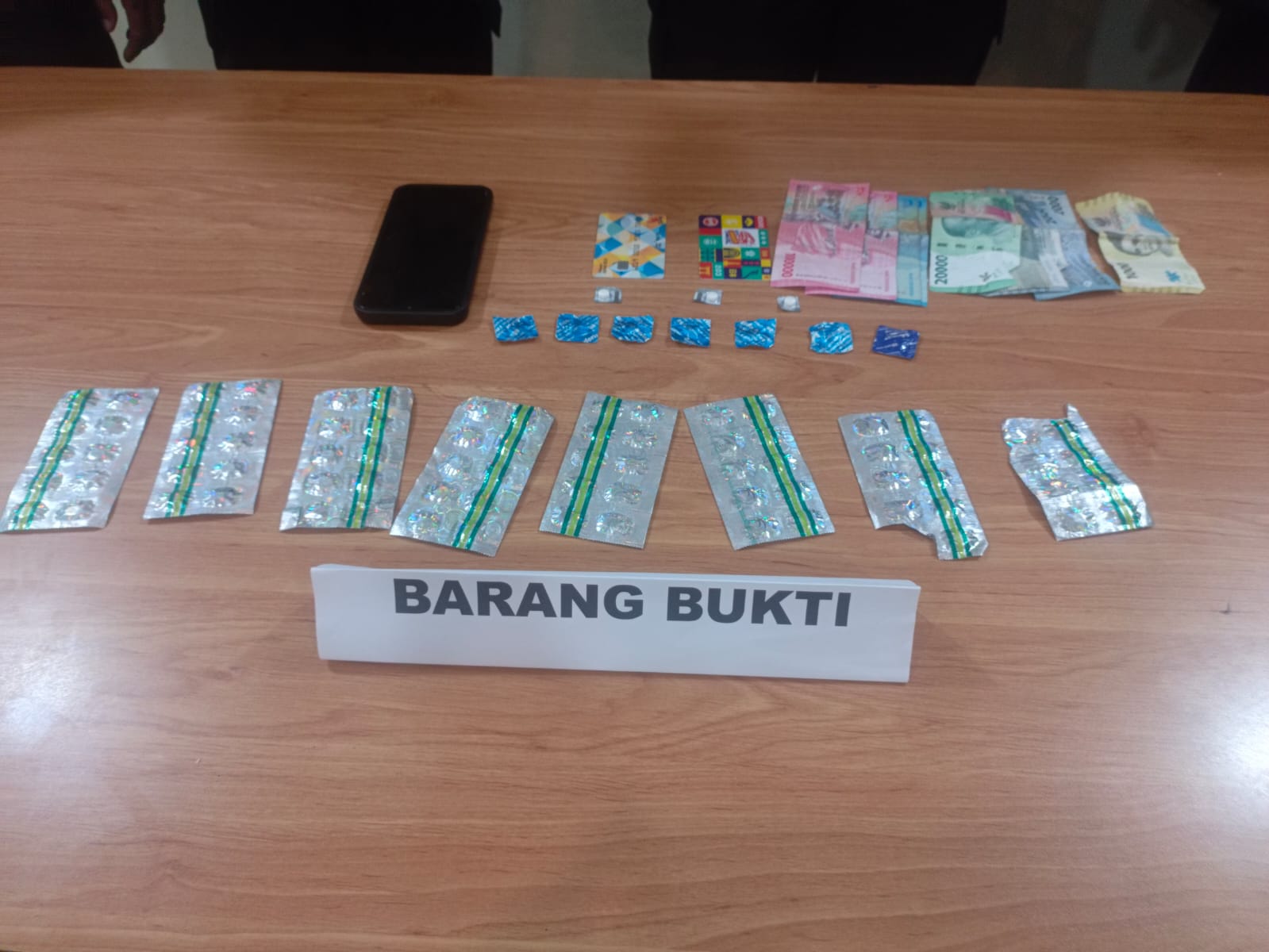 Kedapatan Membawa Obat Keras Ilegal, Pelaku Pencurian Diamankan Polsek Pamulang