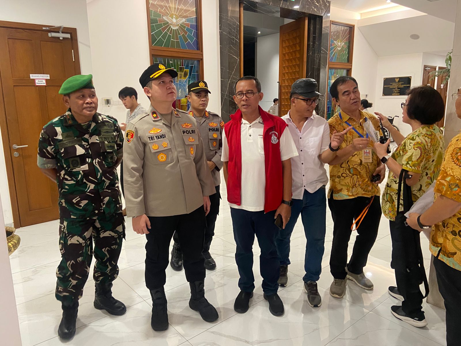 Wakapolres Tangsel Cek Kesiapan Pengamanan Ibadah Paskah di Pagedangan