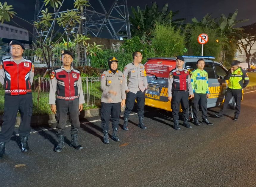 Ops Cipta Kondisi Polsek Kelapa Dua Intensifkan Patroli Malam, Wujudkan Wilayah Aman dan Nyaman