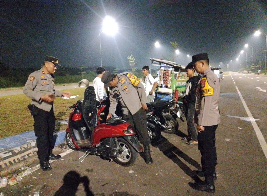 KRYD Polsek Pagedangan Intensifkan Patroli Malam, Wujudkan Situasi Aman dan Kondusif