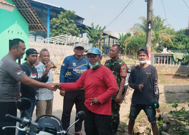 Bhabinkamtibmas Desa Cirarab Melaksanakan Kegiatan Bersih Bumi Wujudkan Lingkungan Sehat dan Kebersamaan