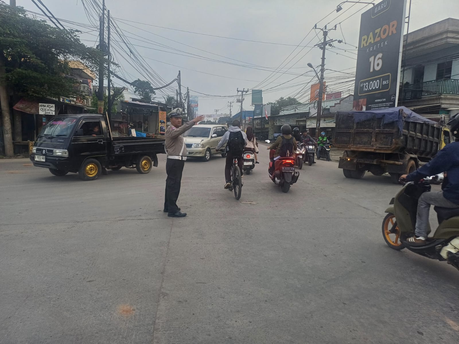 Strong Point Pagi Hari di Simpang Jaha, Polisi Pastikan Arus Lalin Aman dan Lancar