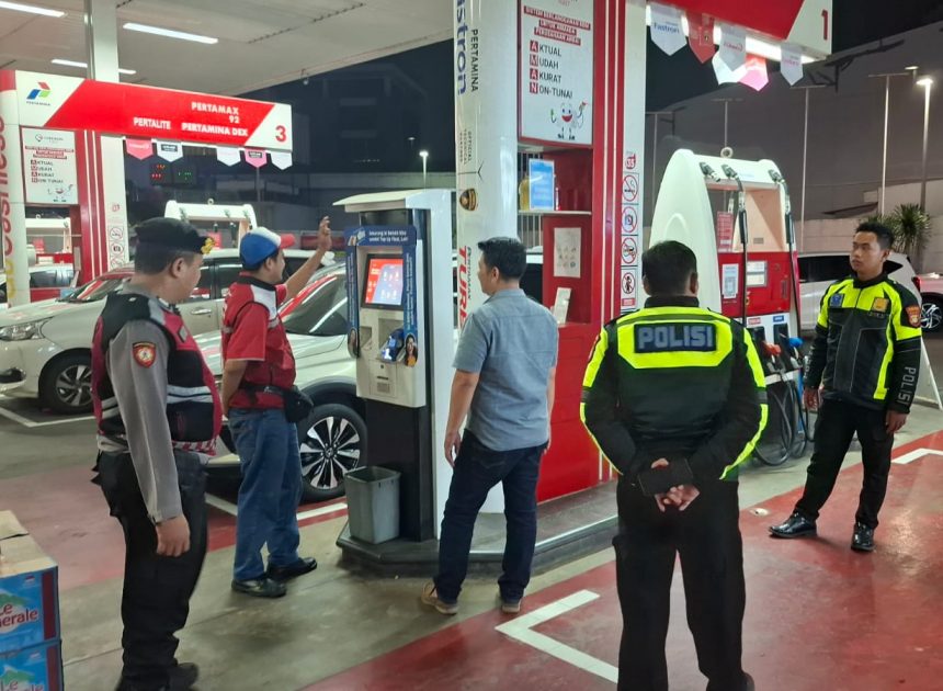 Patroli Malam Polsek Kelapa Dua, Tekan Aksi Balap Liar dan Ciptakan Rasa Aman Warga