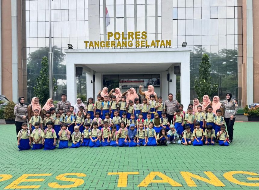 Sejak Dini Tertib Berlalu Lintas: Satlantas Polres Tangerang Selatan Edukasi Anak TK dengan Cara Menyenangkan