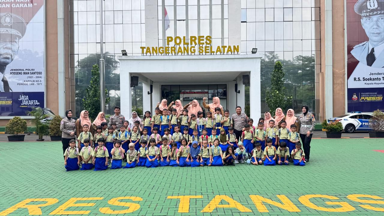 Sejak Dini Tertib Berlalu Lintas: Satlantas Polres Tangerang Selatan Edukasi Anak TK dengan Cara Menyenangkan