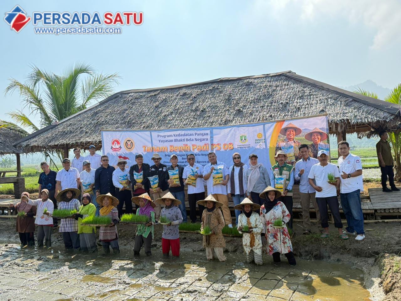 Sinergi Tokoh Bangsa: Wujudkan Swasembada Pangan Melalui Aksi Nyata di Lahan Pertanian