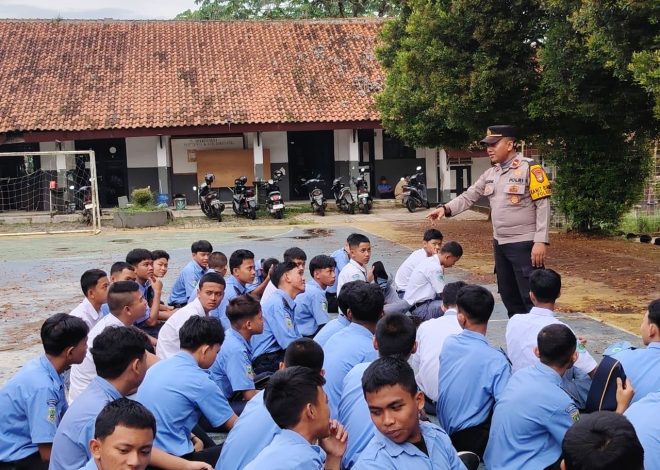 Police Go To School, Polsek Pagedangan Edukasi Siswa SMKN 6 Tangerang tentang Disiplin dan Kamtibmas