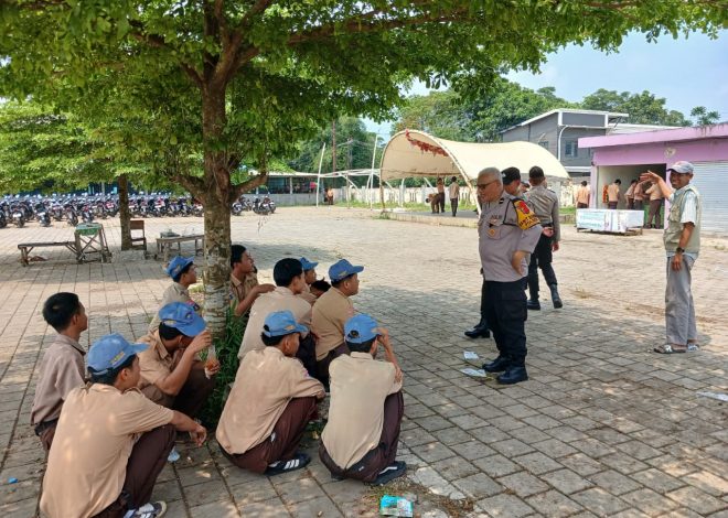 Polsek Cisauk Berikan Sosialisasi Kamtibmas kepada Siswa SMK di Cisauk
