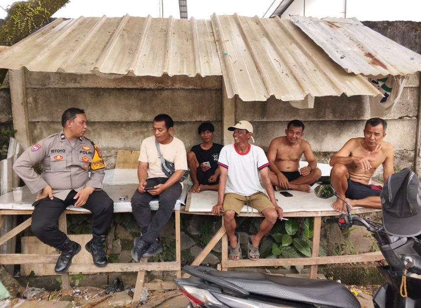 Bhabinkamtibmas Desa Bojongkamal Laksanakan Sambang dan Cooling System untuk Jaga Kamtibmas