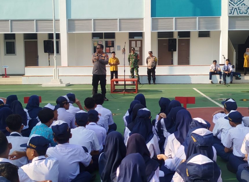 Sat Binmas Polres Tangsel Gencarkan Program CETAR di SMPN 18 Pamulang