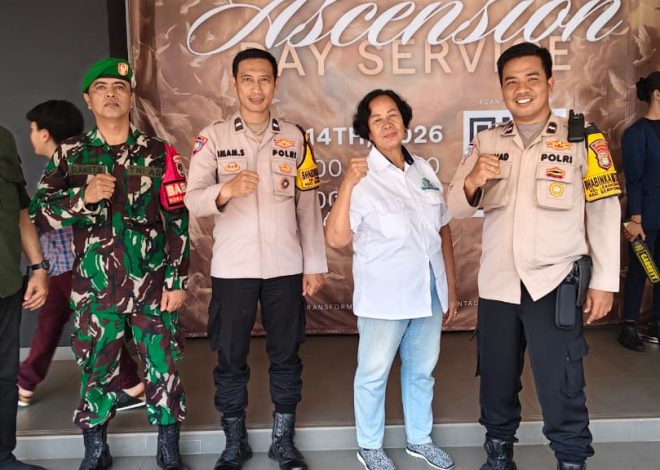 Suasana Khidmat dan Aman, Polsek Serpong Kawal Ibadah Kenaikan Yesus Kristus
