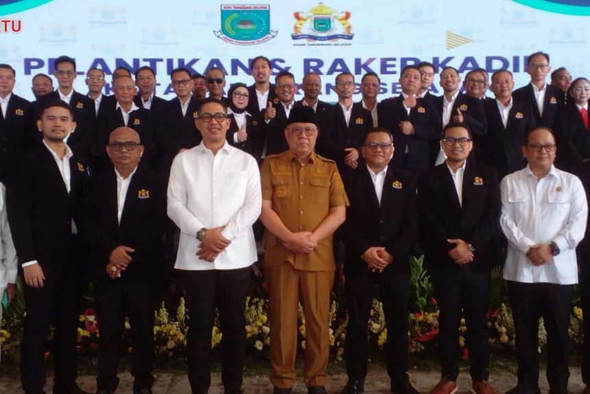 Ratusan Peserta Padati Pelantikan Kadin Tangsel Periode 2025–2030, Benyamin Davnie: Kadin Harus Jadi Motor Penggerak Ekonomi Nasional