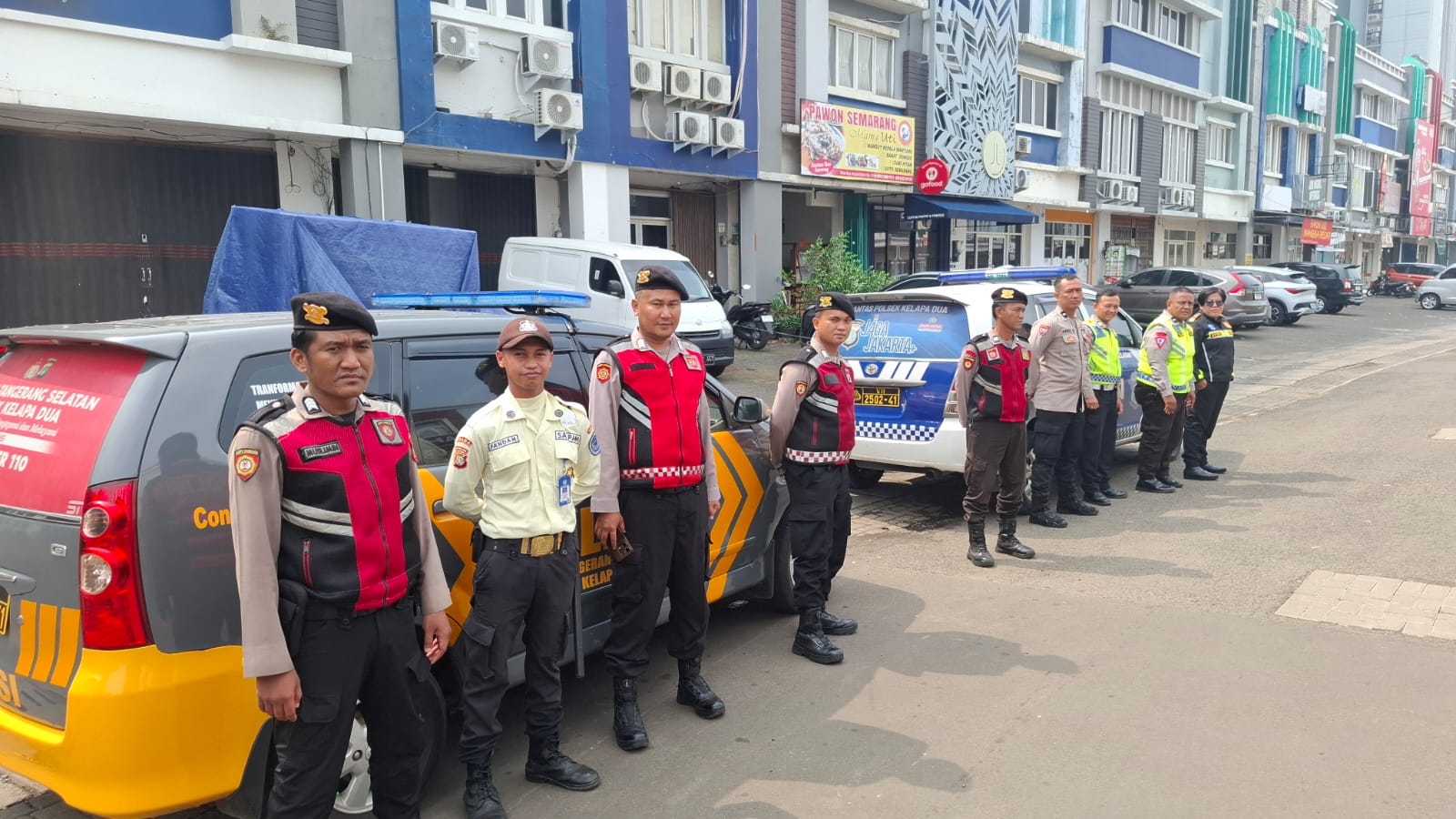 Patroli Mobile Skala Sedang Polsek Kelapa Dua Hadirkan Rasa Aman di Tengah Masyarakat