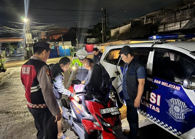 Polsek Kelapa Dua Gelar Razia Stasioner Tengah Malam, Antisipasi Gangguan Kamtibmas