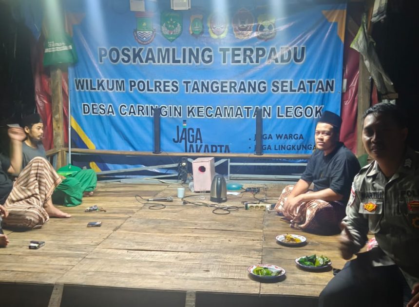 Pemuda Jadi Garda Terdepan Keamanan Lingkungan, Bhabinkamtibmas Legok Aktif Cek Poskamling Kamtibmas