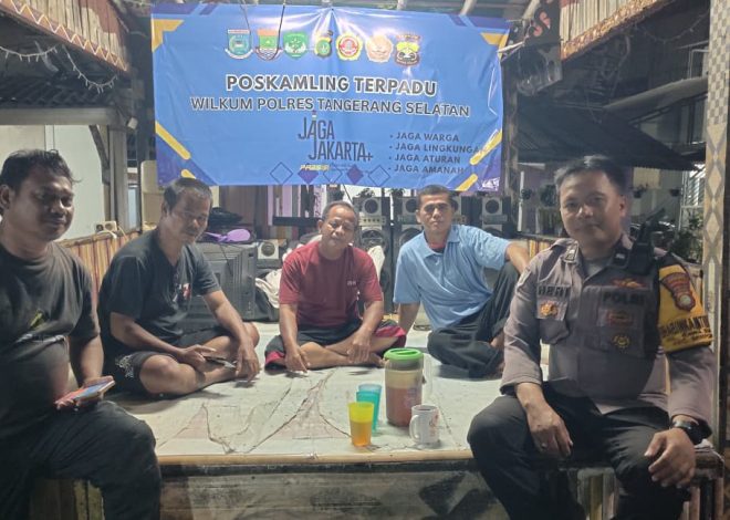 Perkuat Keamanan Lingkungan, Bhabinkamtibmas Polsek Serpong Cek Poskamling Terpadu di Rawa Buntu