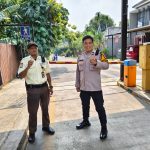 Bhabinkamtibmas Lengkong Karya Tingkatkan Pengawasan Lingkungan Demi Cegah Curat, Curas, dan Curanmor