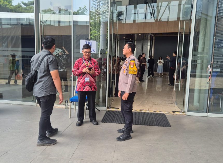 Polsek Pagedangan Kawal Ribuan Jemaat dalam Ibadah Saksi-Saksi Yehuwa di ICE BSD