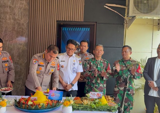 Hari Bhayangkara ke-80, Polsek Pagedangan Teguhkan Komitmen “Polri untuk Masyarakat” Lewat Tasyakuran dan Bakti Sosial