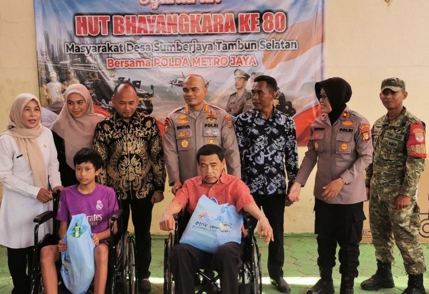 Baksos hingga Lomba Anak, Polda Metro Jaya Rayakan Hari Bhayangkara Bersama Masyarakat*