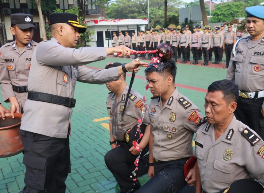 79 Personel Polres Tangsel Naik Pangkat, Kapolres: Wujud Apresiasi atas Dedikasi dan Pengabdian