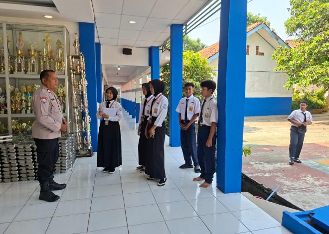 Police Goes to School, Bhabinkamtibmas Polsek Cisauk Ajak OSIS Ciptakan MPLS Aman, Edukatif, dan Bebas Perundungan