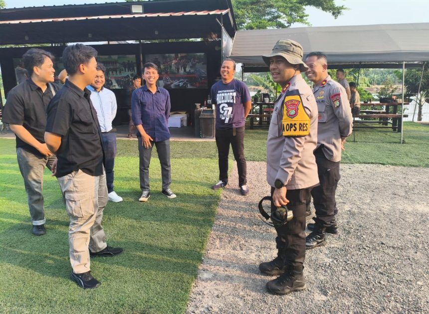 Kapolres Tangsel Perkuat Sinergi dengan OKP Cipayung Plus Lewat Olahraga Menembak