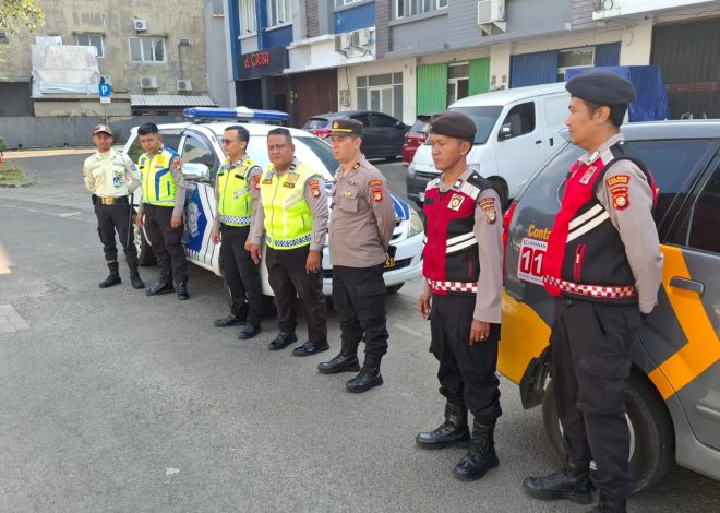 Patroli Mobile Skala Sedang Polsek Kelapa Dua Tingkatkan Rasa Aman di Pusat Aktivitas Masyarakat