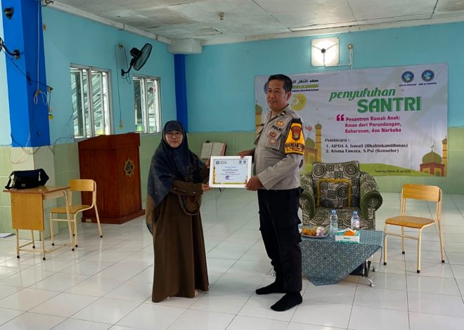 Wujudkan Pesantren Ramah Anak, Polsek Pamulang Edukasi Santri Cegah Bullying, Kekerasan, dan Narkoba”