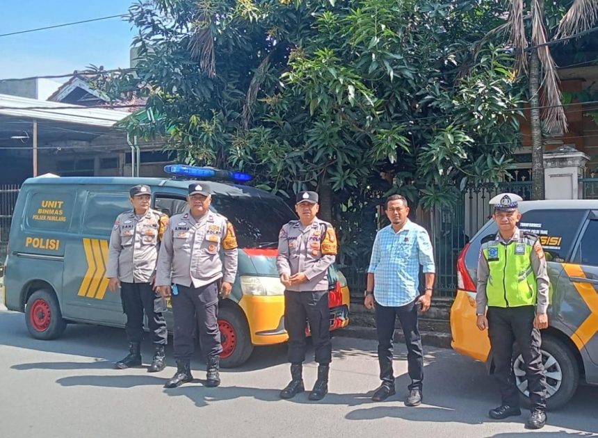Patroli Jalan Kaki Polsek Pamulang Perkuat Keamanan Sentra Ekonomi dan Permukiman Warga